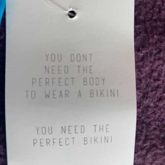 Fused Hawaii Ho’okena Small “Waterfall” bikini top - Picture 10 of 15